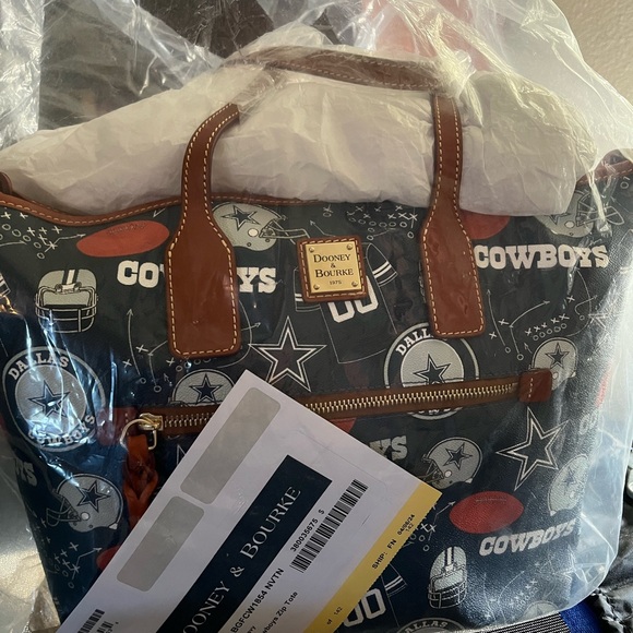 Dooney & Bourke Dallas Cowboys Large Tote Bag - NWT - Picture 7 of 7